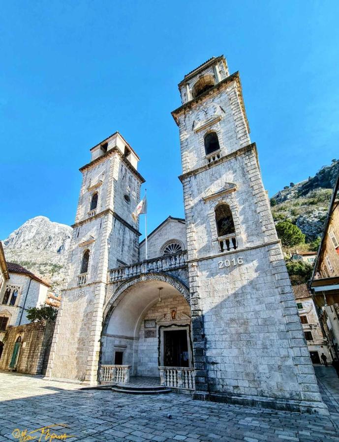 Apartman J&I Kotor Luaran gambar
