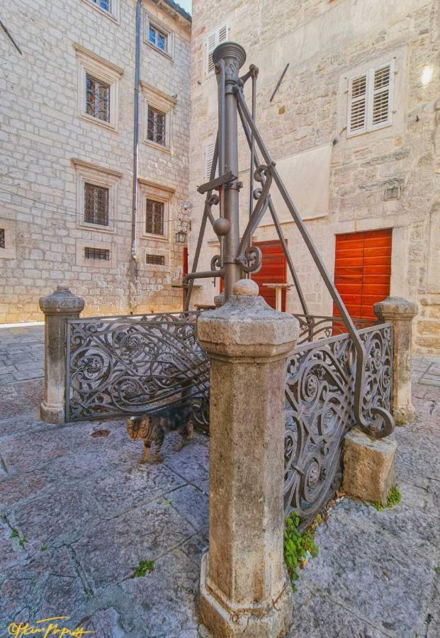 Apartman J&I Kotor Luaran gambar